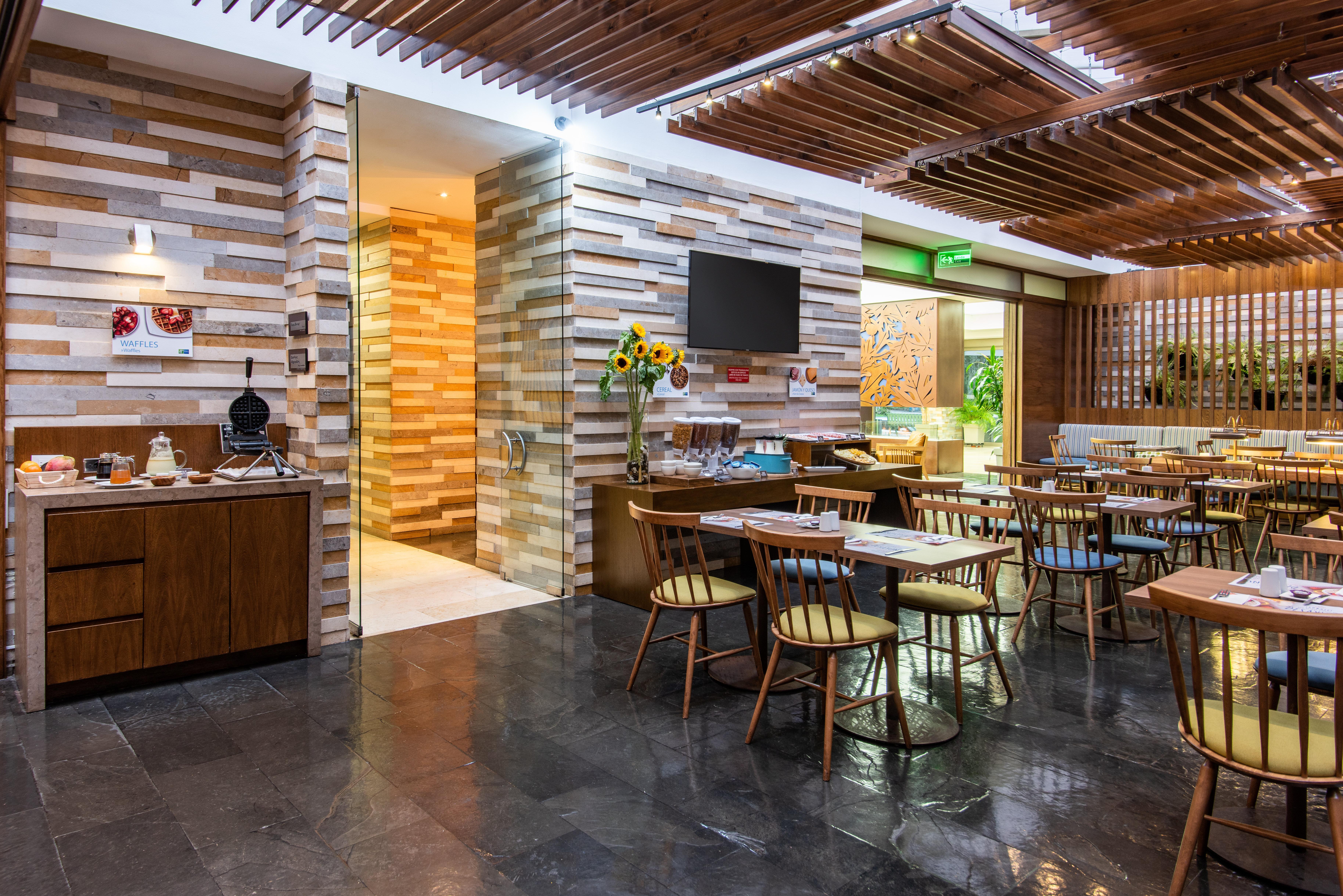 Holiday Inn Express Bogota - Parque La 93 By Ihg Exterior foto