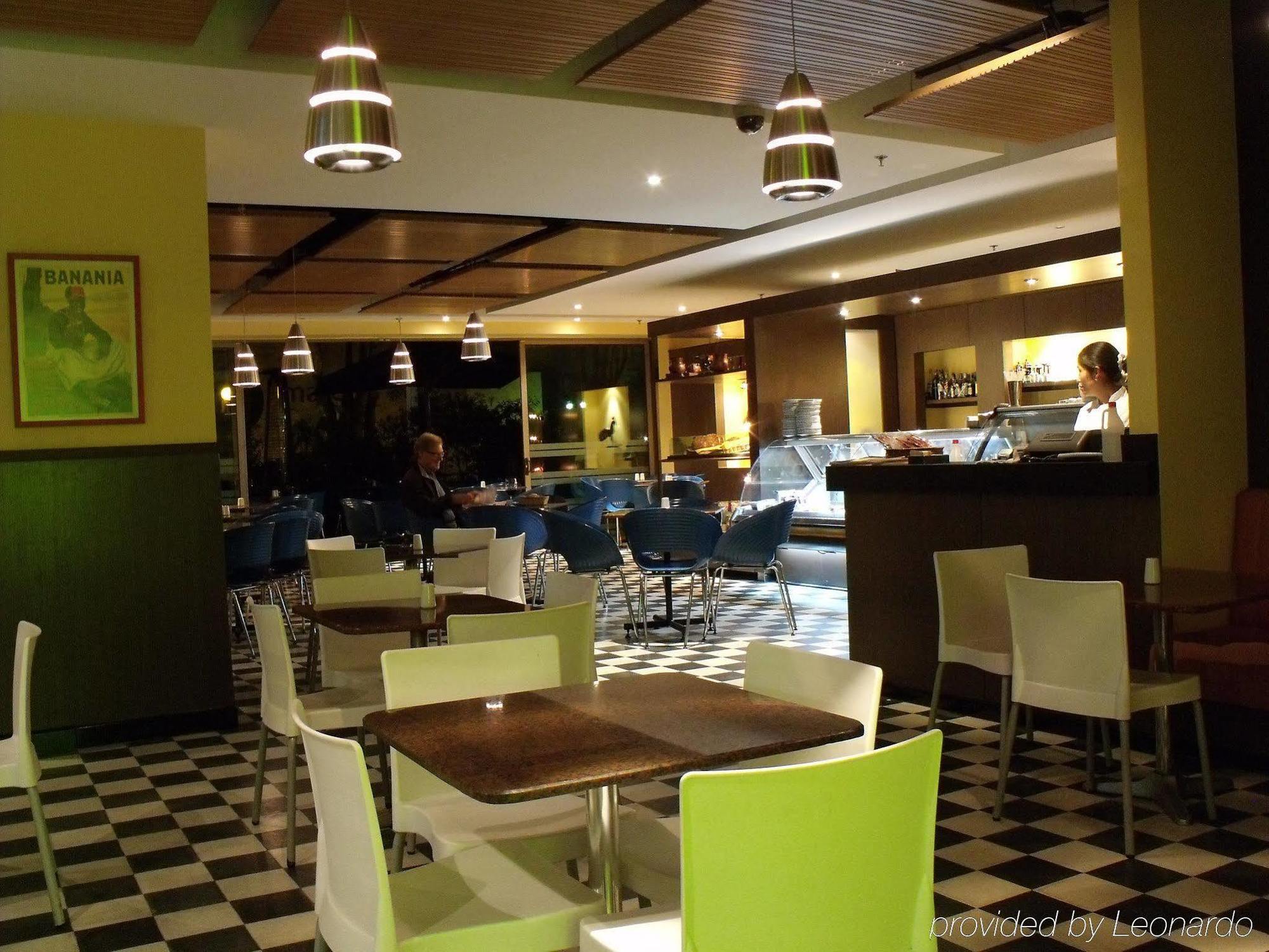 Holiday Inn Express Bogota - Parque La 93 By Ihg Restaurant foto