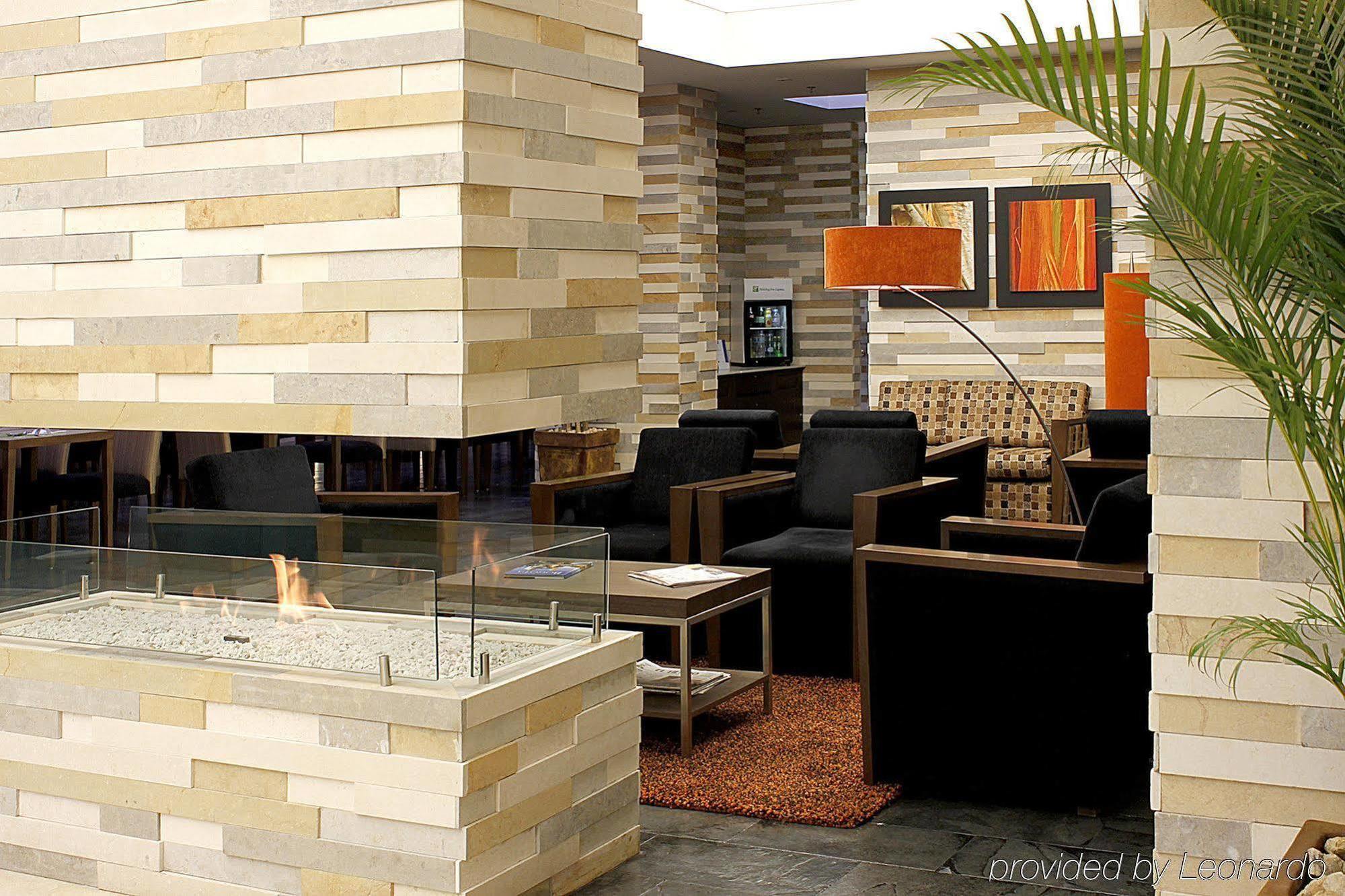 Holiday Inn Express Bogota - Parque La 93 By Ihg Interior foto